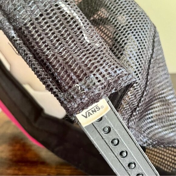 •SOLD•| Vans| Y2K Off the Wall Snap Back Wide Brim Tropical Floral Pink Hat Cap - Picture 3 of 4